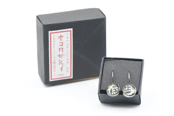 B.O. "TANUKI" - cabochon pendante