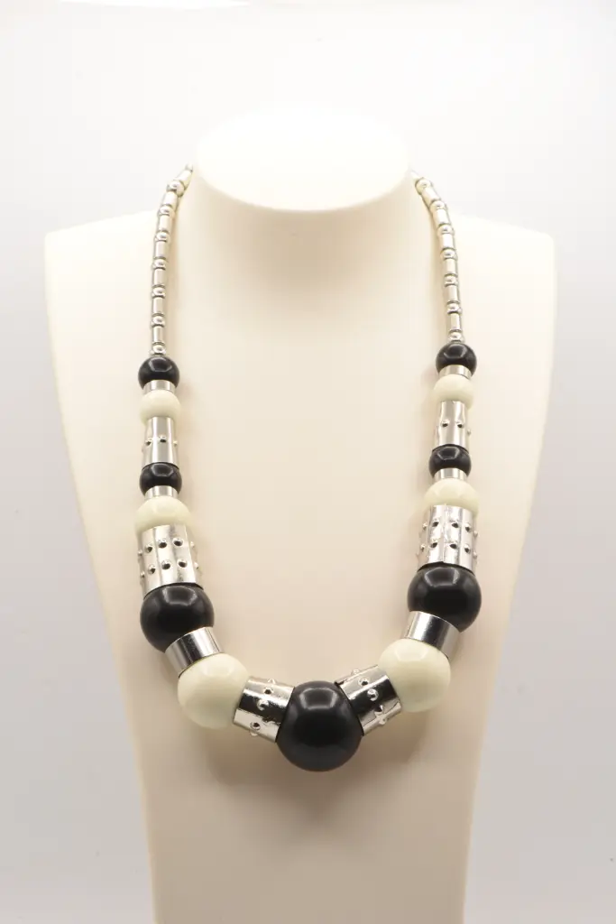 Collier résine "Up-cycling"