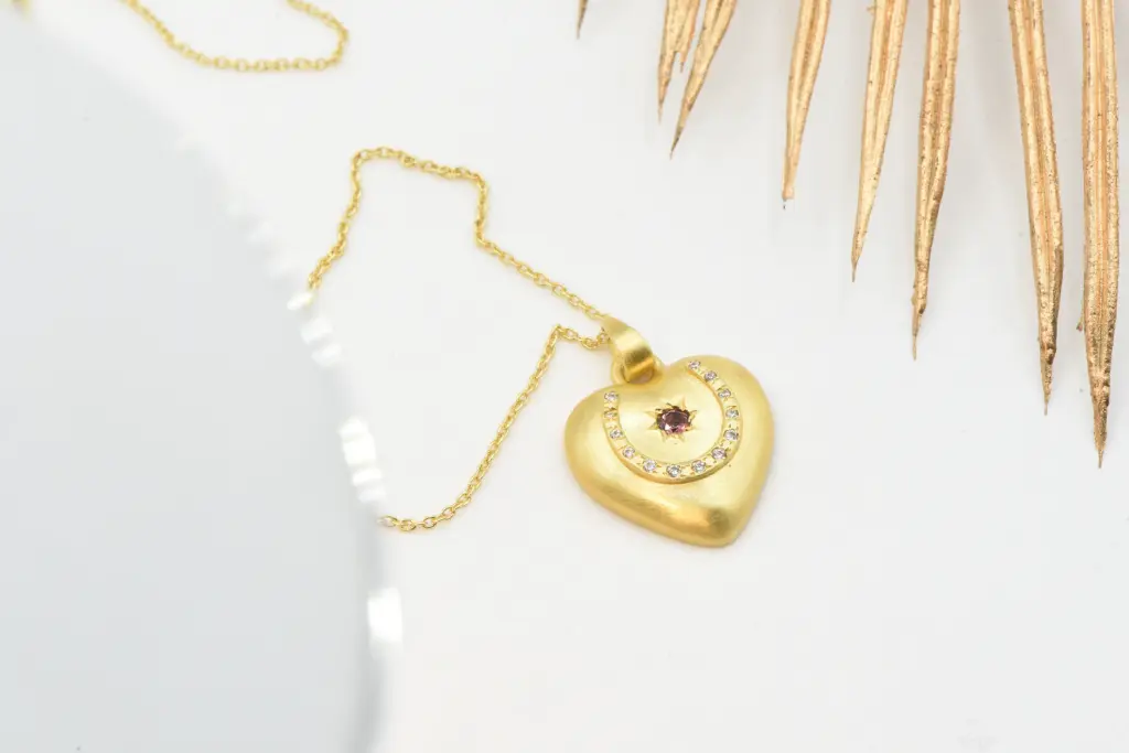 Pendentif sur chaîne DIAPERIS - "Jenny" rose