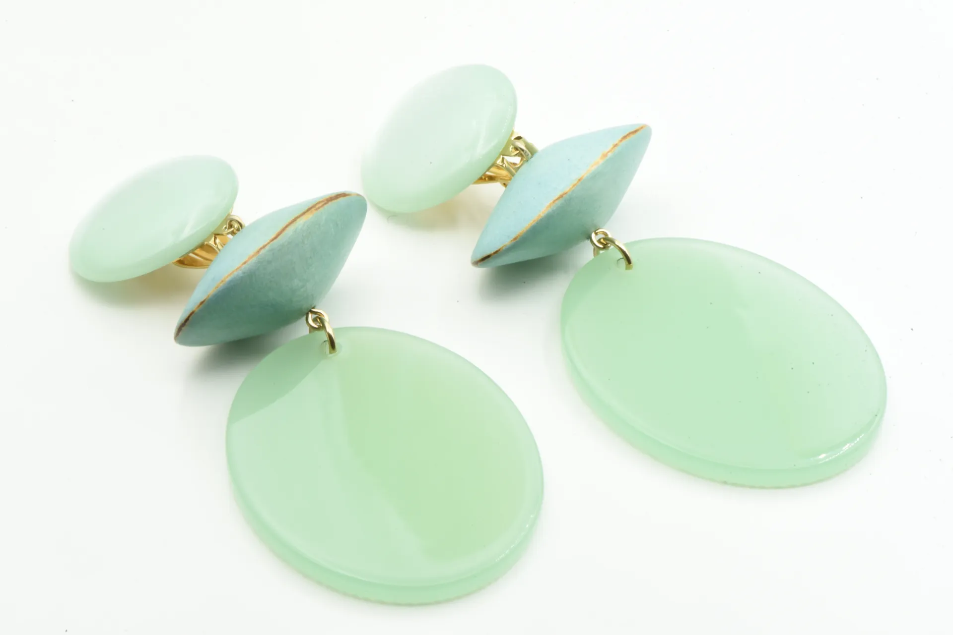 BO clip "SOLANGE" by Francine Bramli