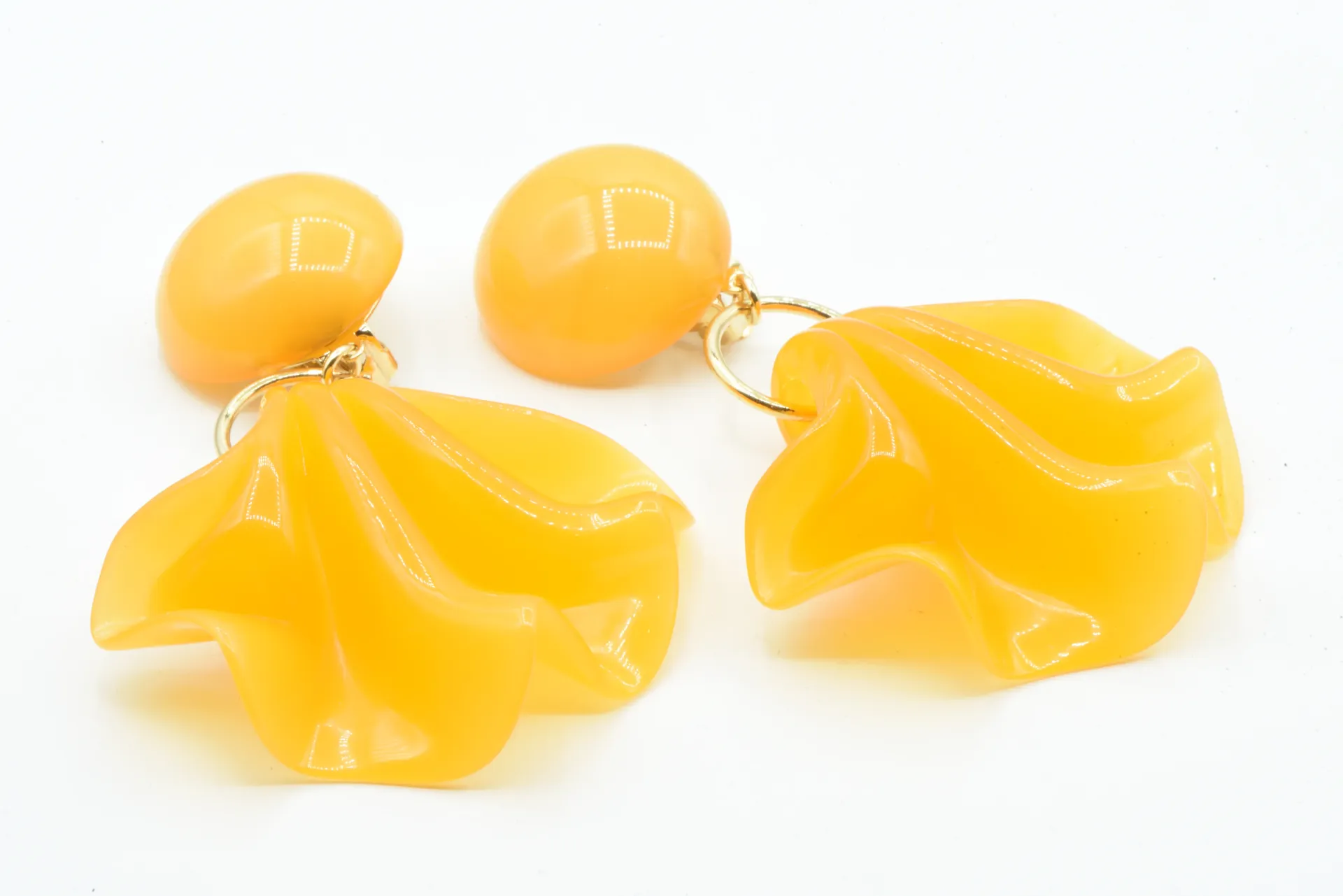 BO clip "AMELIA" by Francine Bramli