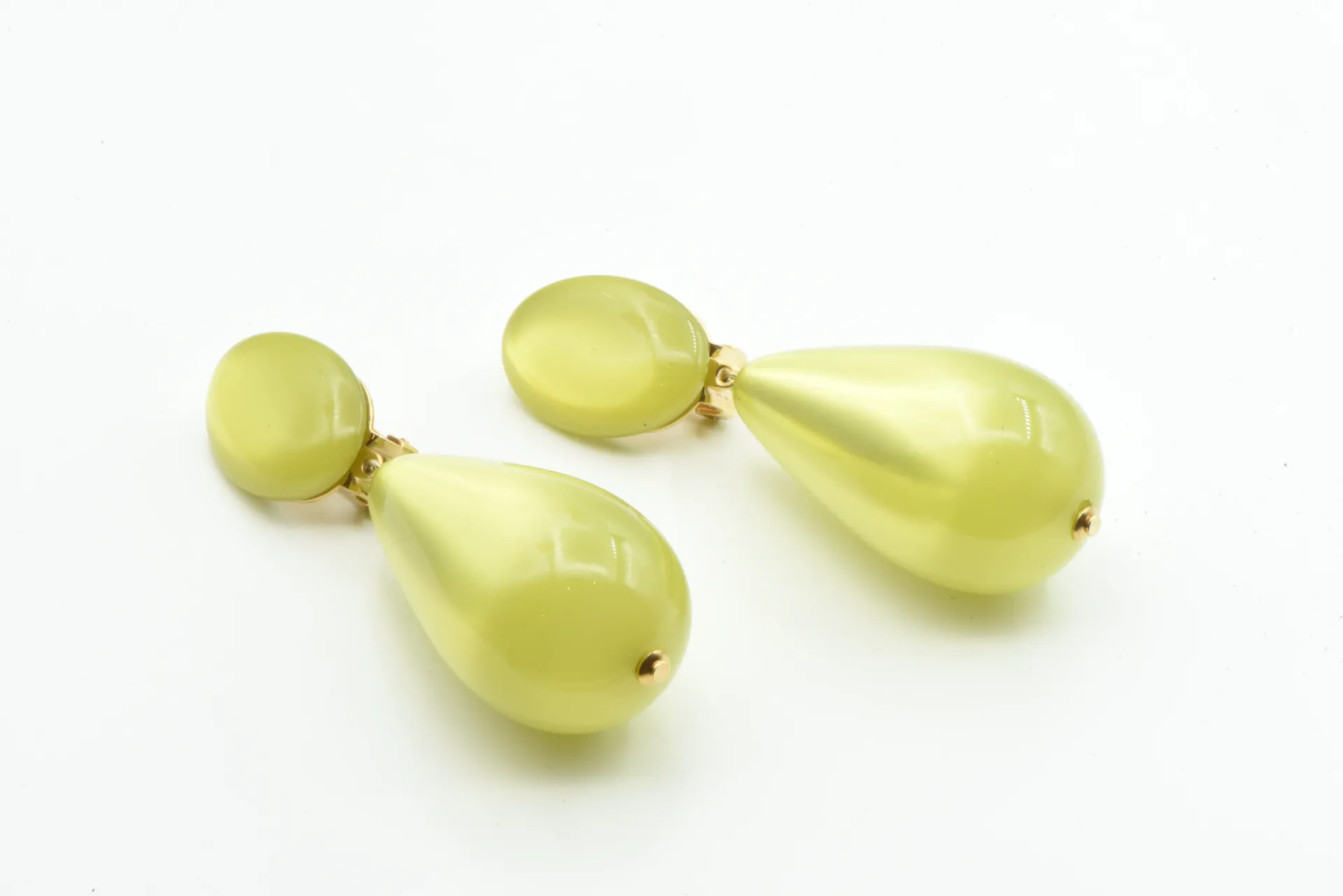 BO clip "CAYENNE" by Francine Bramli ANIS