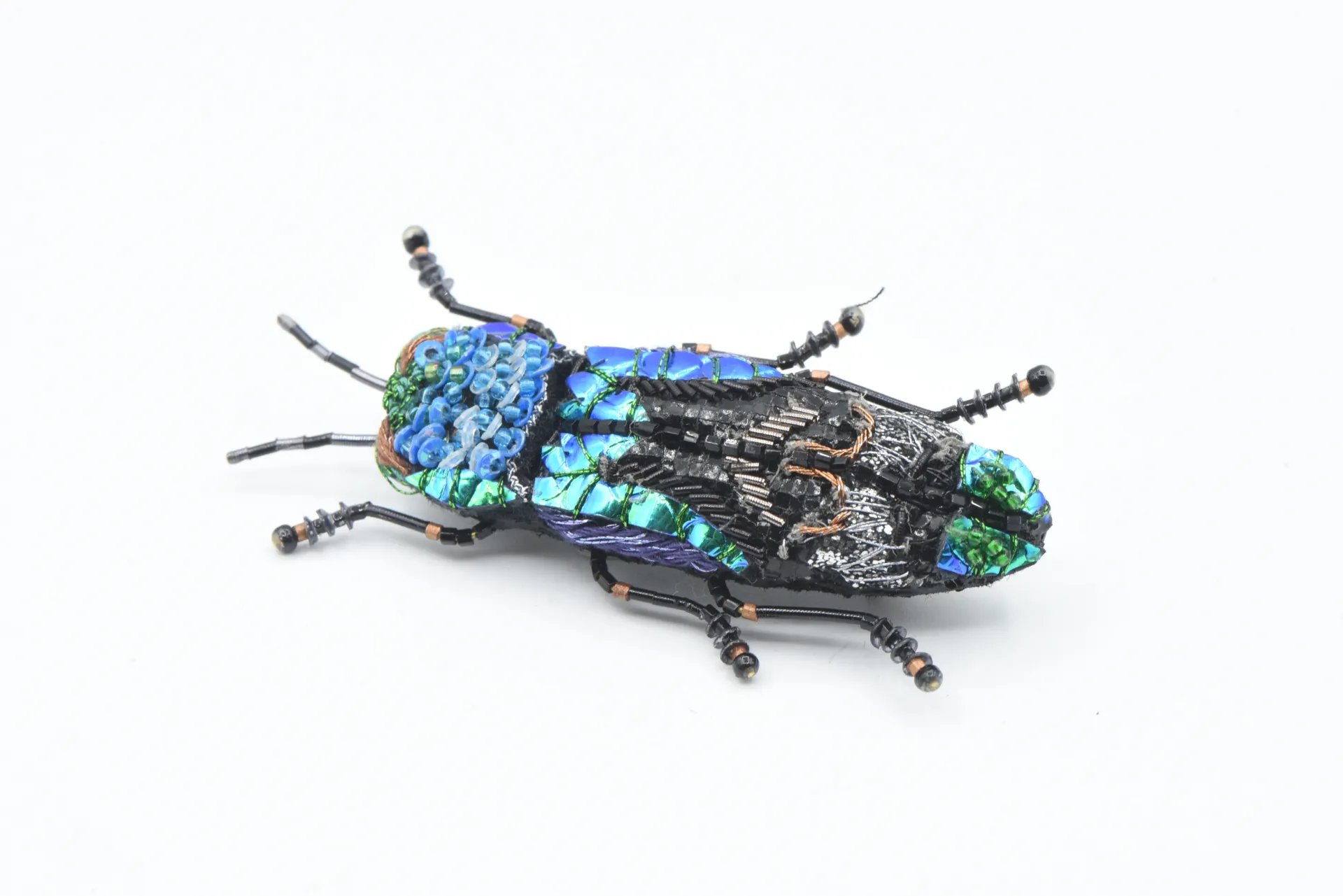 Broche "ULKEI BEETLE"