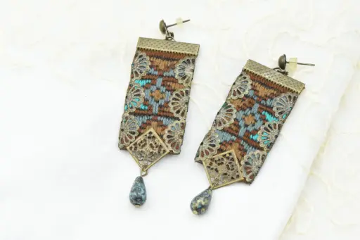 B.O. "MIM" Maryam Moqise - gde brune rectangle