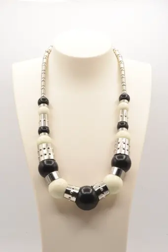 Collier résine "Up-cycling"