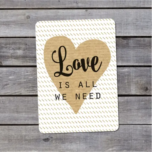 Carte Postale Pauline K. "LOVE IS ALL YOU NEED"