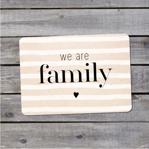 Carte Postale Pauline K. "FAMILY"