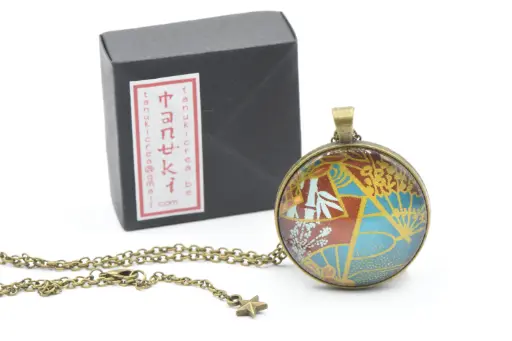 Médaillon sur chaîne "TANUKI"